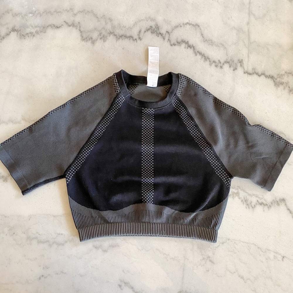 Fabletics Sweat Wicking Crop